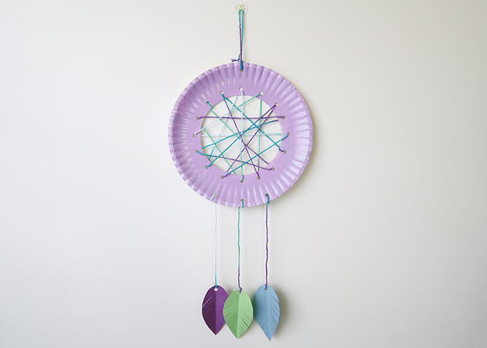 Fun And Easy Crafts For Kids - Paper Dream Catcher